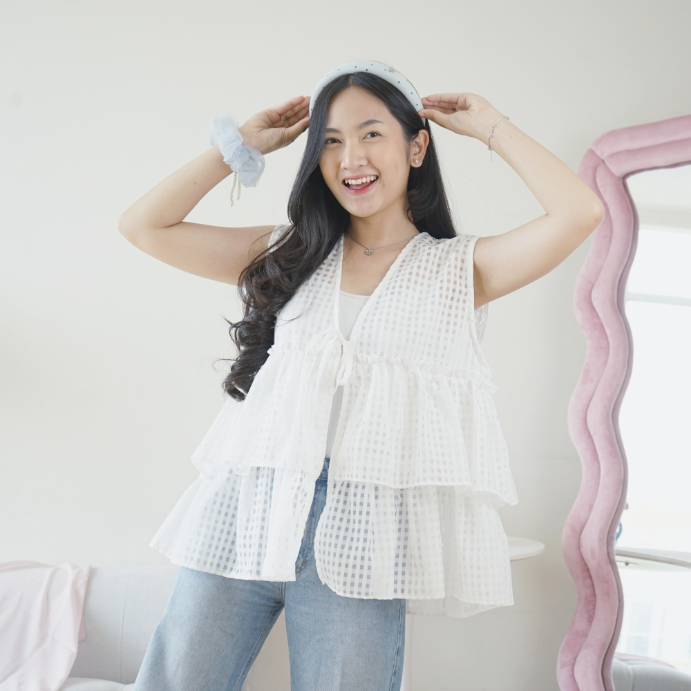 Aluna - Vest Organdi Wanita - Outer Tanpa Lengan Motif Kotak Sheer Tie Front - Clairine