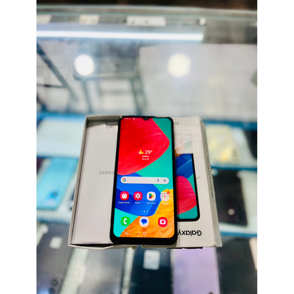 Samsung m33 5g 8/128 Lengkap Second Seken Sekon Ori Murah