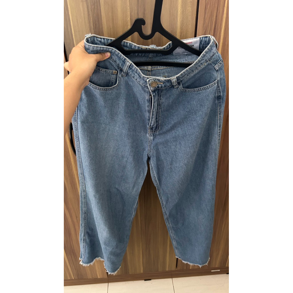 Preloved Celana Jeans ThenBlank x Isyana Sarasvati