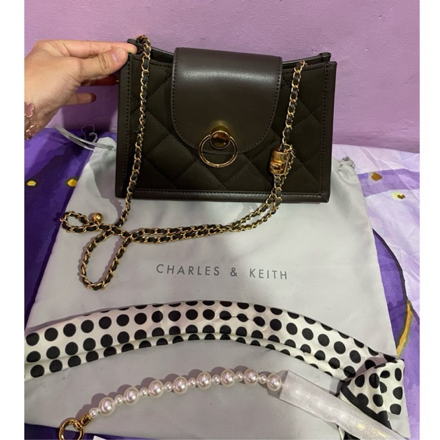 Tas Charles & keith Preloved