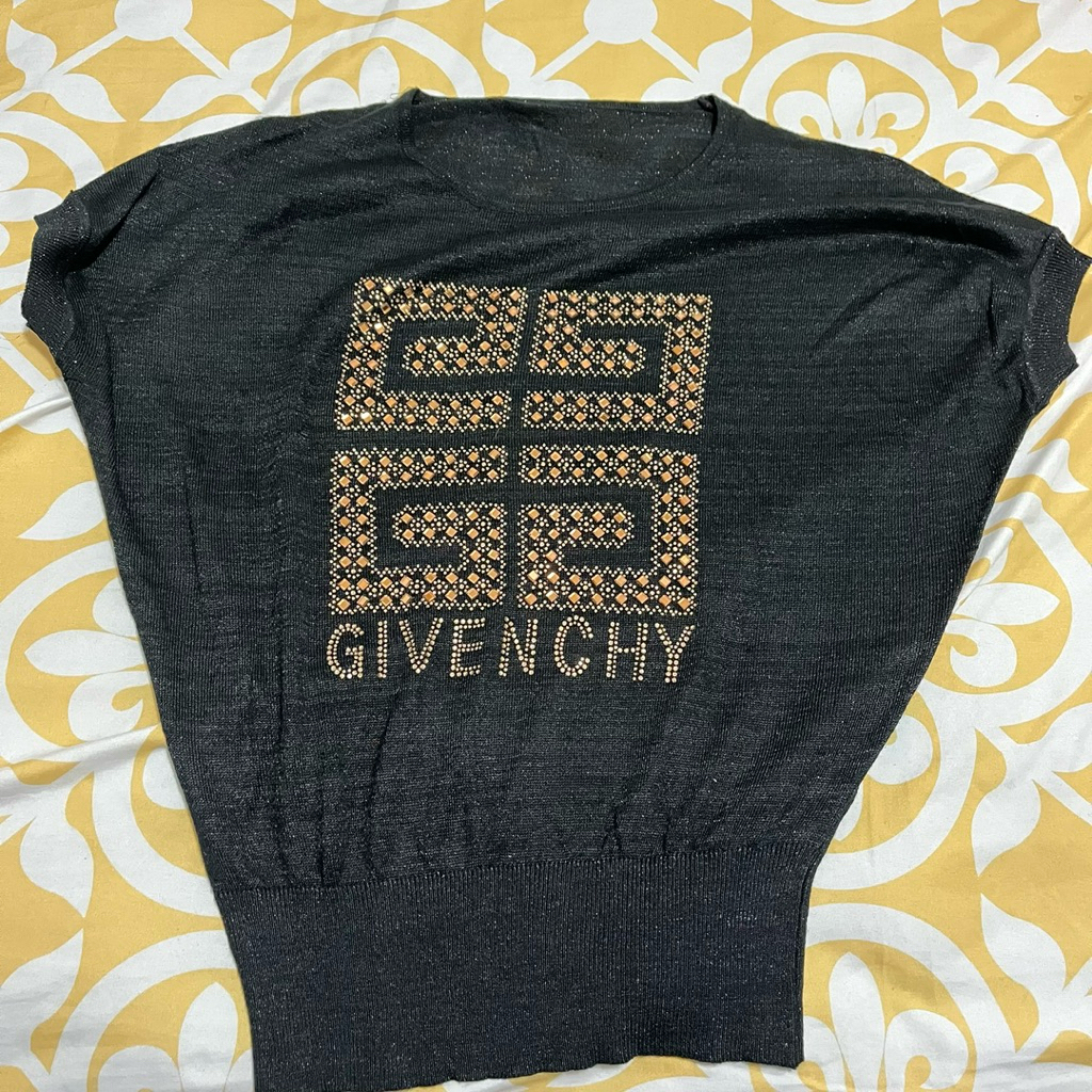 (preloved) baju rajut givenchy hitam gold lengan pendek