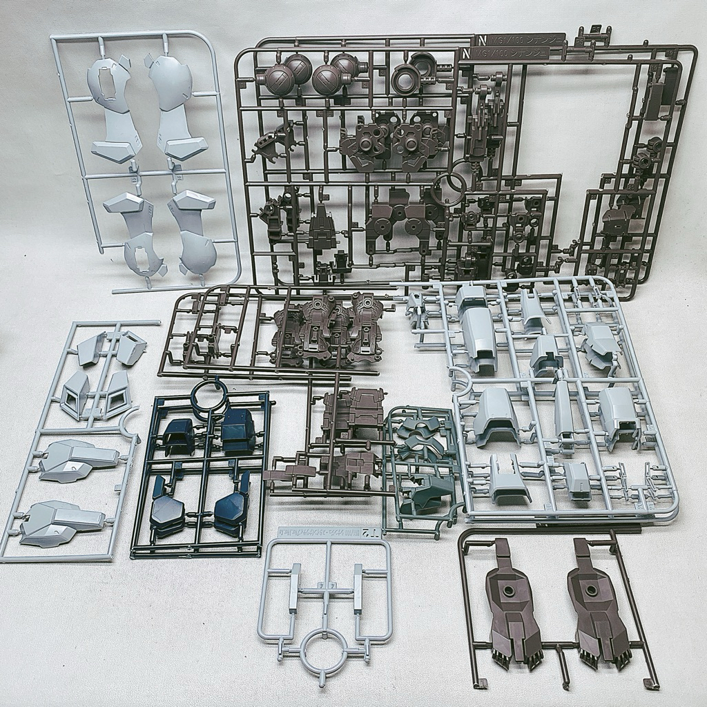 Bandai MG Gundam Sinanju Stein Narrative ver KA Part Leg