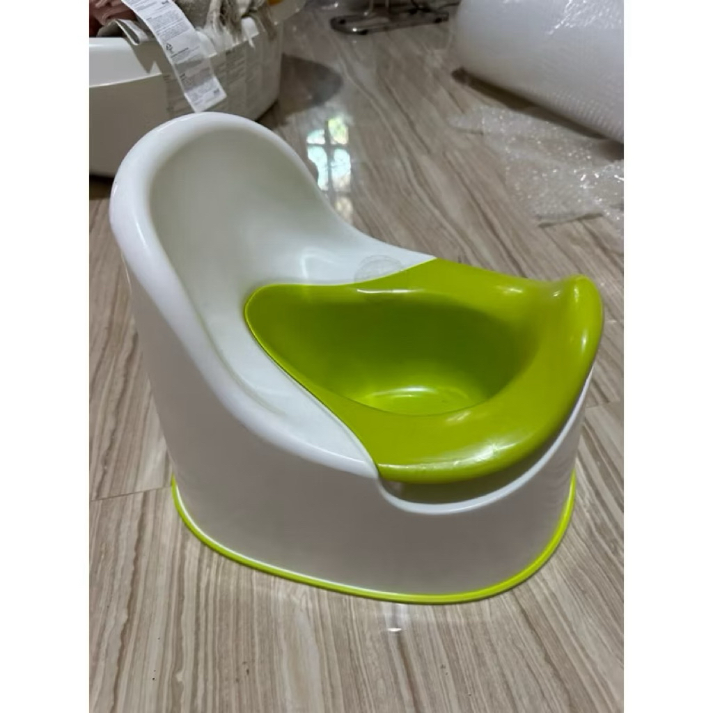 IKEA Lockig Toilet Anak Potty Training/ pispot anak preloved