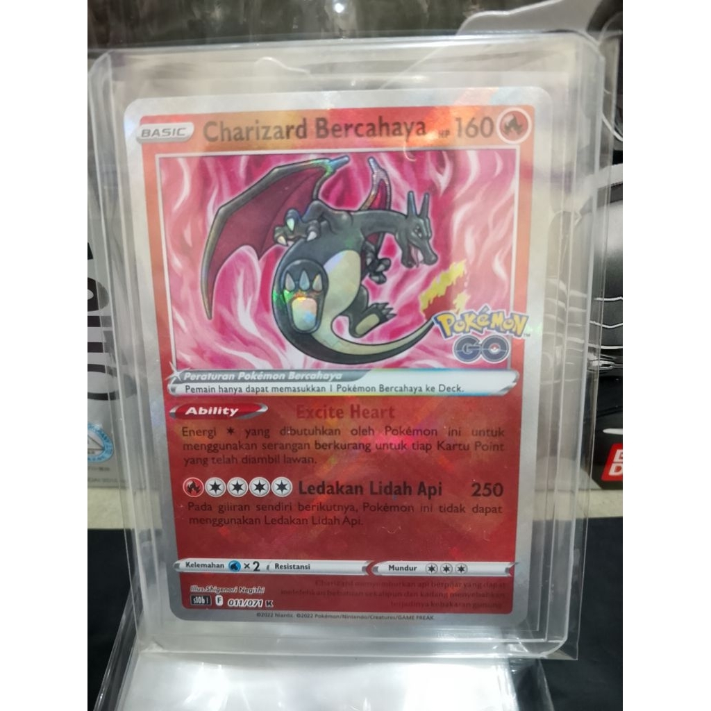 Pokemon TCG Charizard bercahaya pokemon go ind
