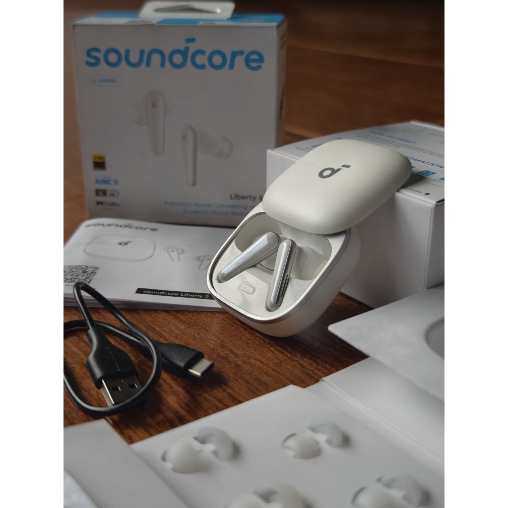 TWS Soundcore by Anker Liberty 5 Fullset (Second)