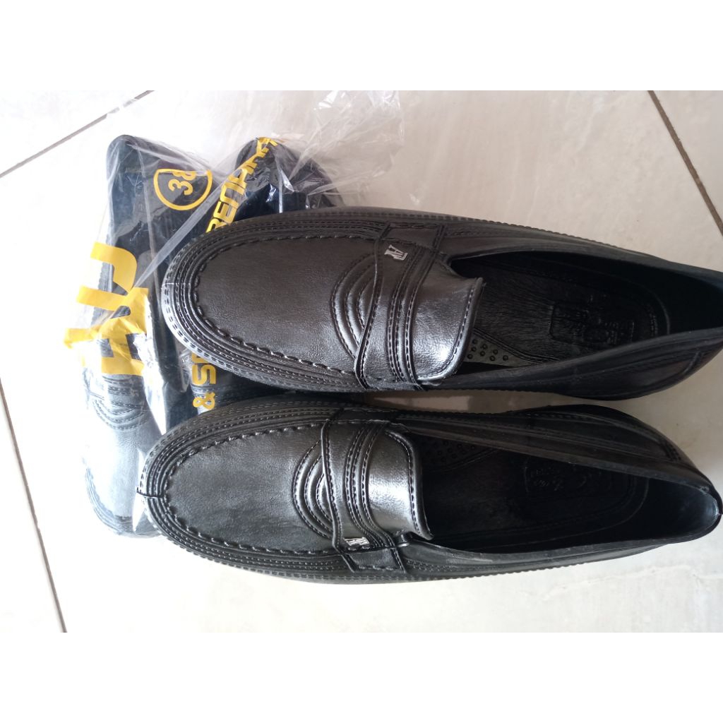 AP Boots | Sepatu Hitam Selop Pendek