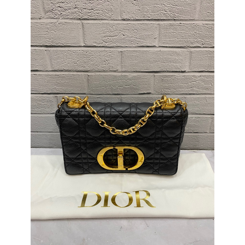 DiorCaro small black enamel GHW 2021  Size 20 x 12 x 7 cm Dustbag Only