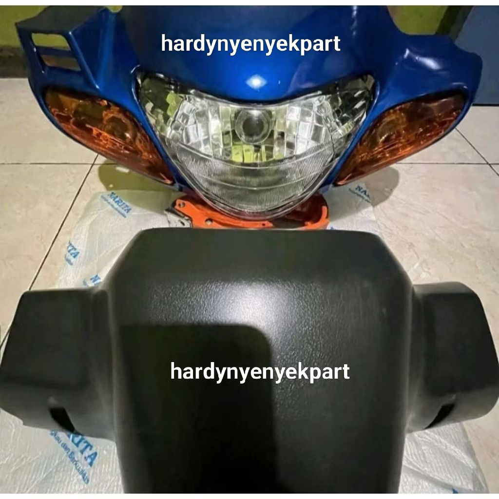 batok set depan belakang+lampu depan+ sein Suzuki Satria hiu 2tak 120cc warna biru tua