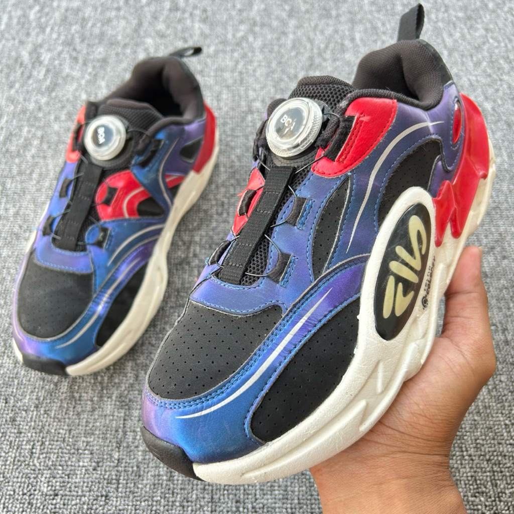 Sepatu FILA Reflektif BOA System Size 39 Panjang Insole 24.5 cm
