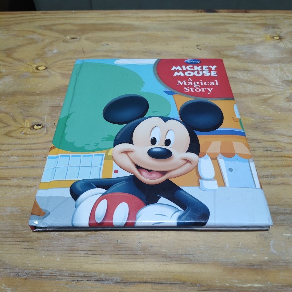 Buku Mickey Mouse A Magical Story