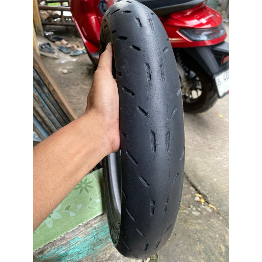 michelin pilot gp 80/90-14