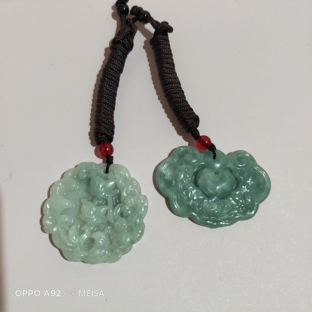 Kalung dan Gelang Giok Asli