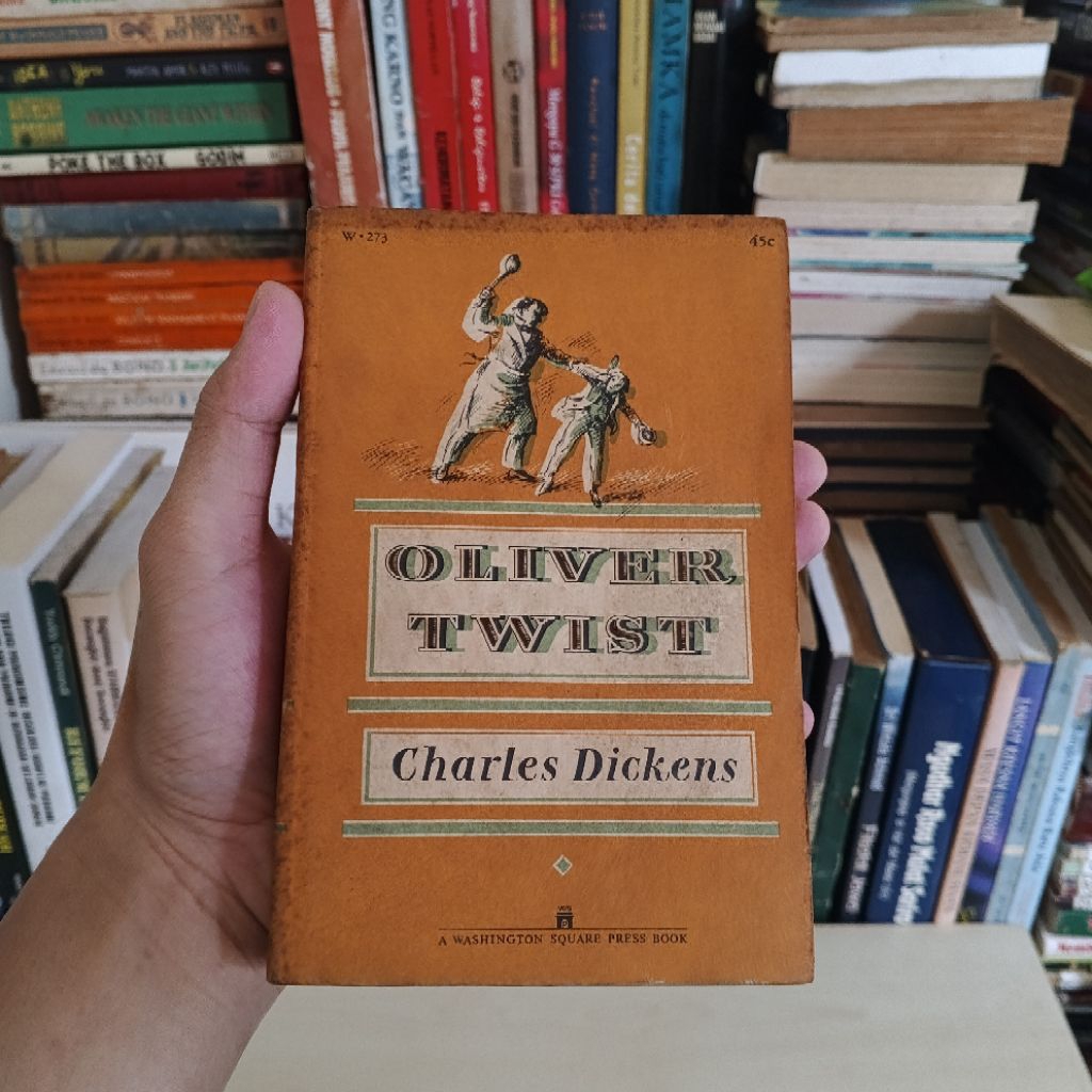OLIVER TWIST - Charles Dickens