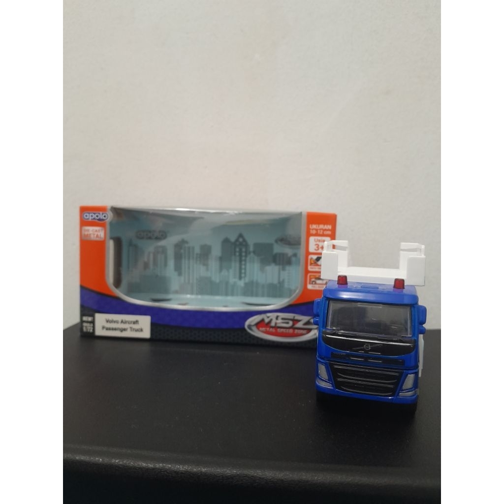Apolo MSZ Volvo Aircraft Passenger Truck Mainan Anak