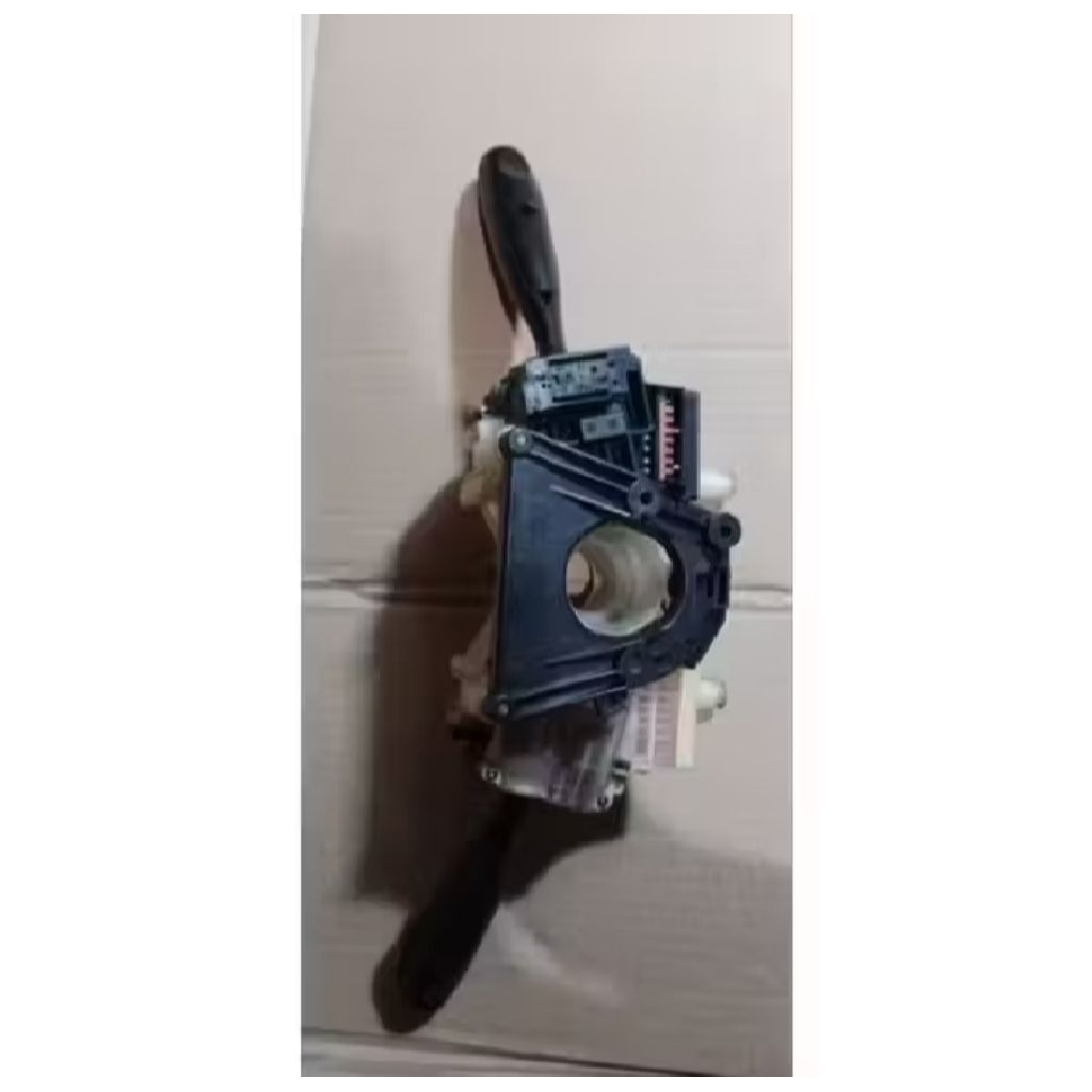 Saklar Kombinasi mobil Suzuki APV Dengan Wifer original