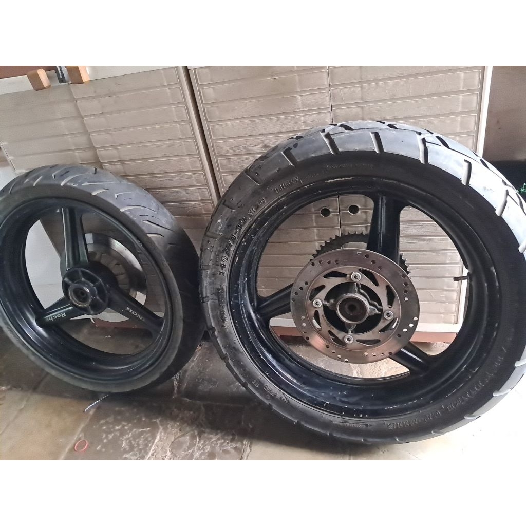 Velg cb 400 gsx 400 custom ninja rr ninja r supermoto pelek racing palang kelengkapan seperti difoto