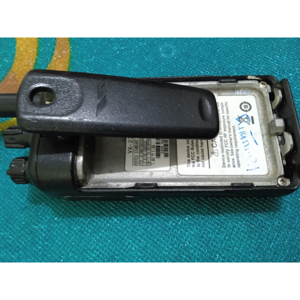 HT Vertex standar VX231 Band VHF 136-170 ada batrei