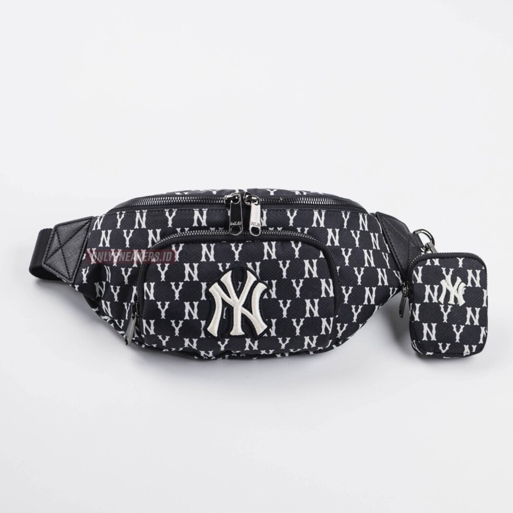 MLB NEW YORK YANKEES MONOGRAM JACQUARD HIP BLACK WAIST BAG