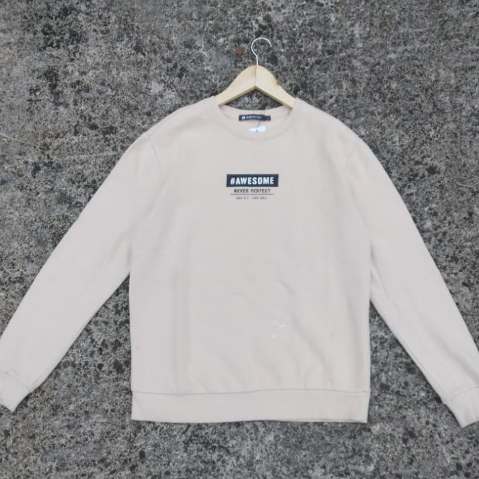 PRELOVED SWEATER HANGTEN