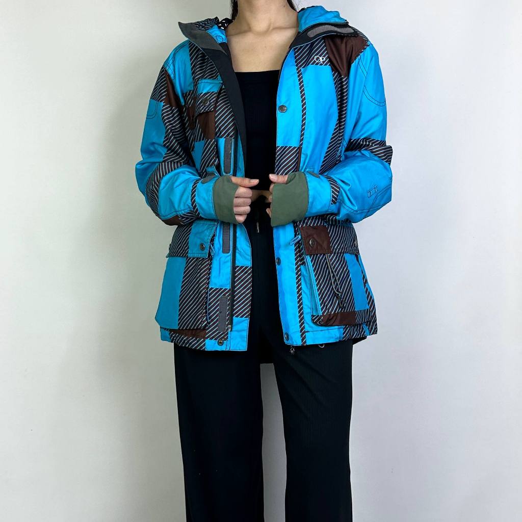 Jaket Gunung Wanita Ocean Pacific Gorocore size fit L (seperti baru) anti air 100% original 271225L