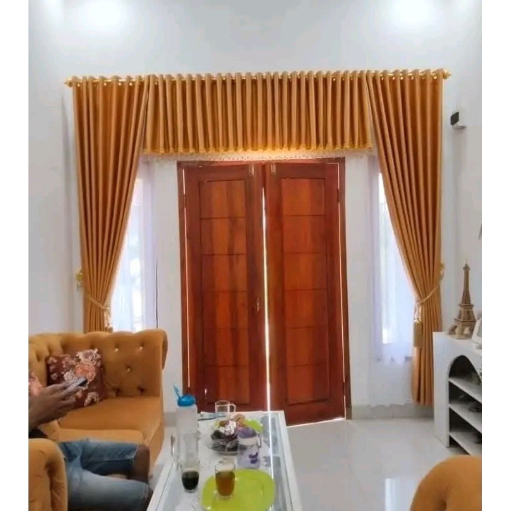 Gorden pintu utama poni smokring minimalis