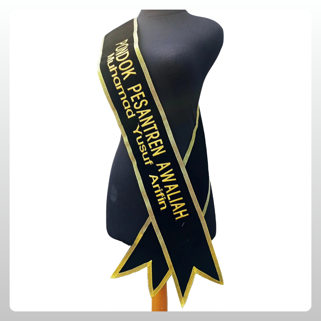 [2 BARIS] Selempang Selmpang Wisuda 2 Baris Logo Leher Custom Bordir Murah