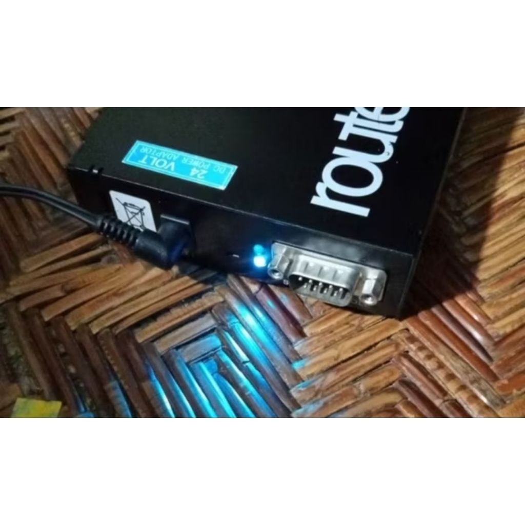 MIKROTIK RB450 GX4 BEKAS Quad Core CPU,RAM 1 GB Penyimpanan NAND 512 MB