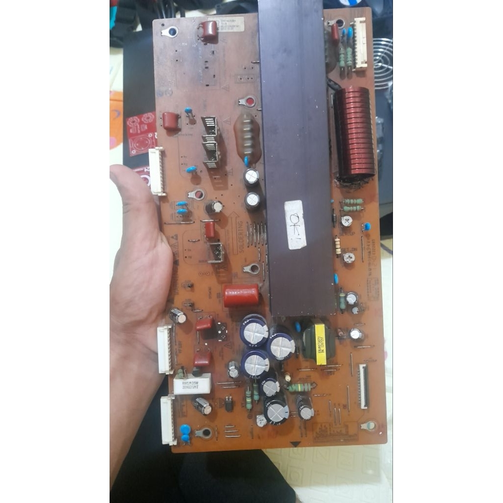 cuci gudang ysus ymain Tv plasma LG 424A4500 42pn4500 42pm4700