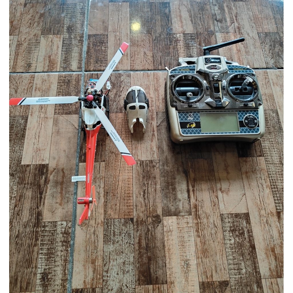 WLtoys XK k123 second RTF