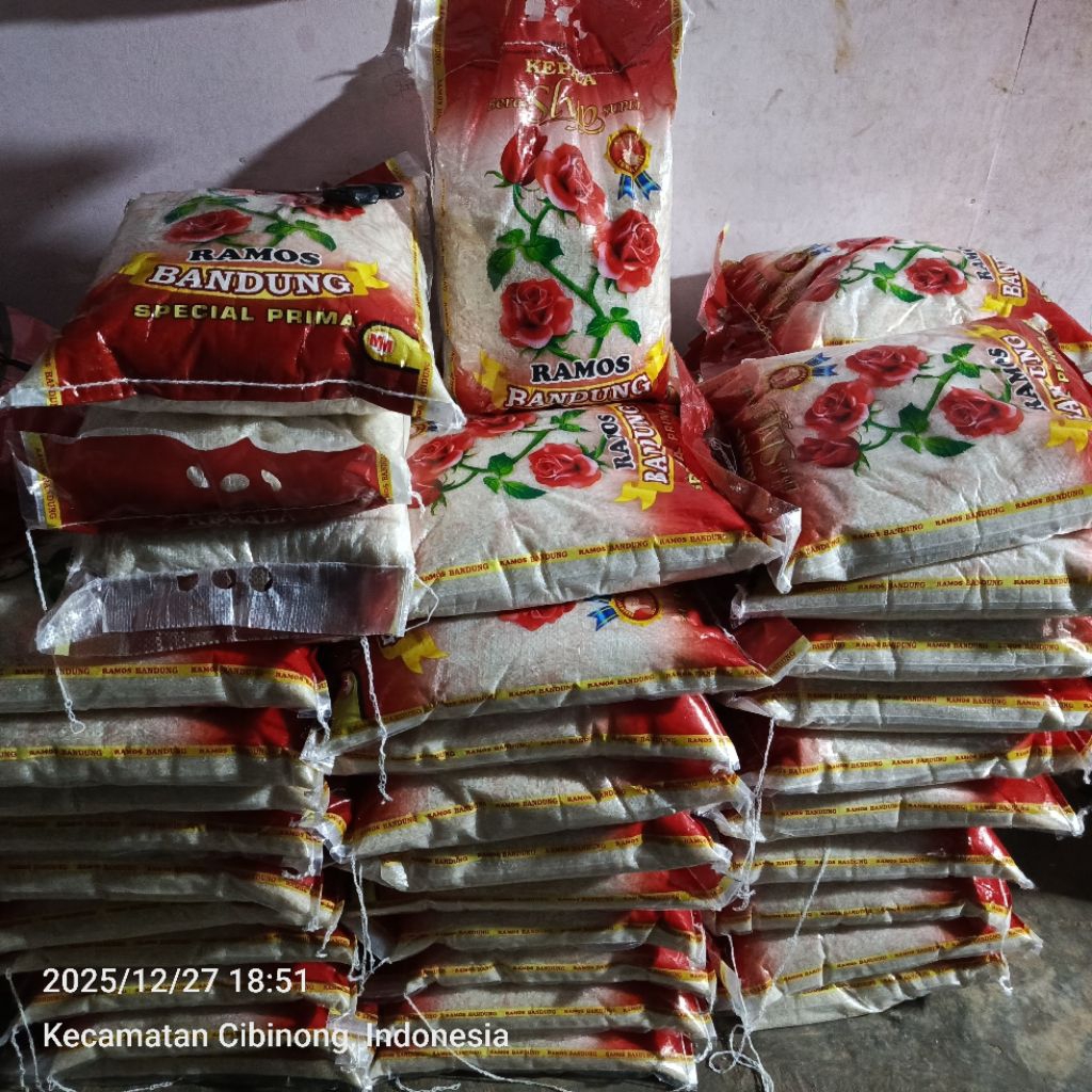 Paket Sembako Meriah