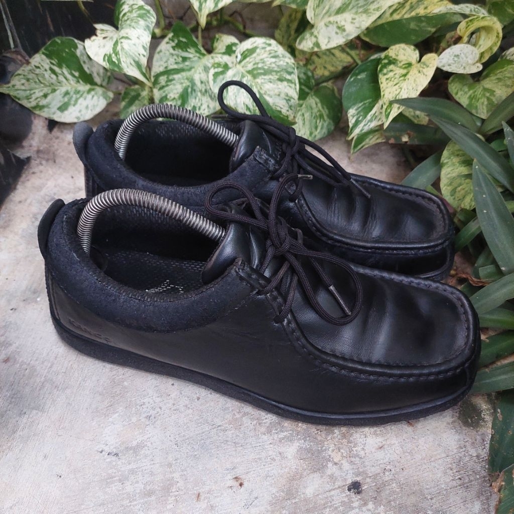 sepatu kulit second kangaroo size 42(27cm)