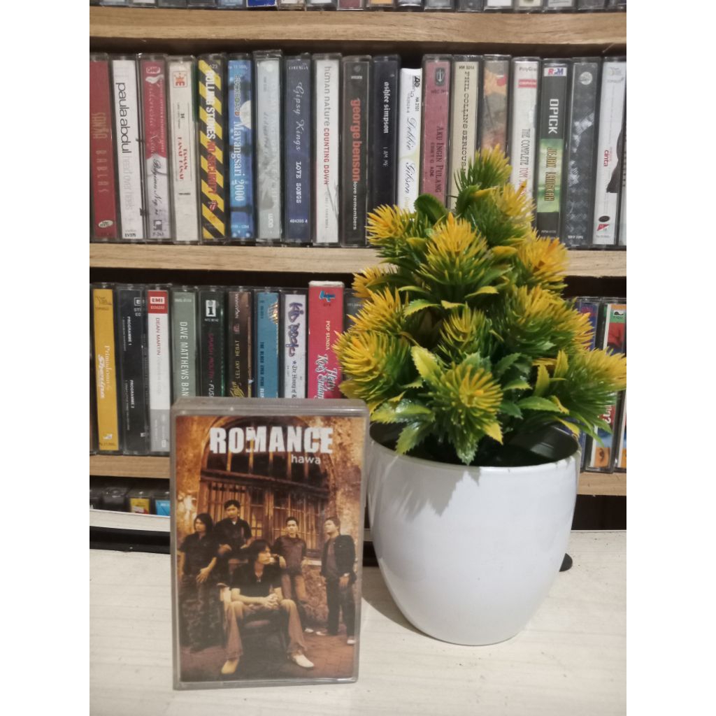 KASET ROMANCE ALBM HAWA