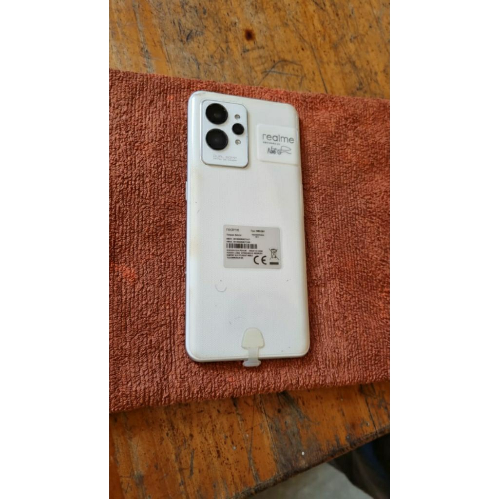 hp realme gt 2 pro minus green line