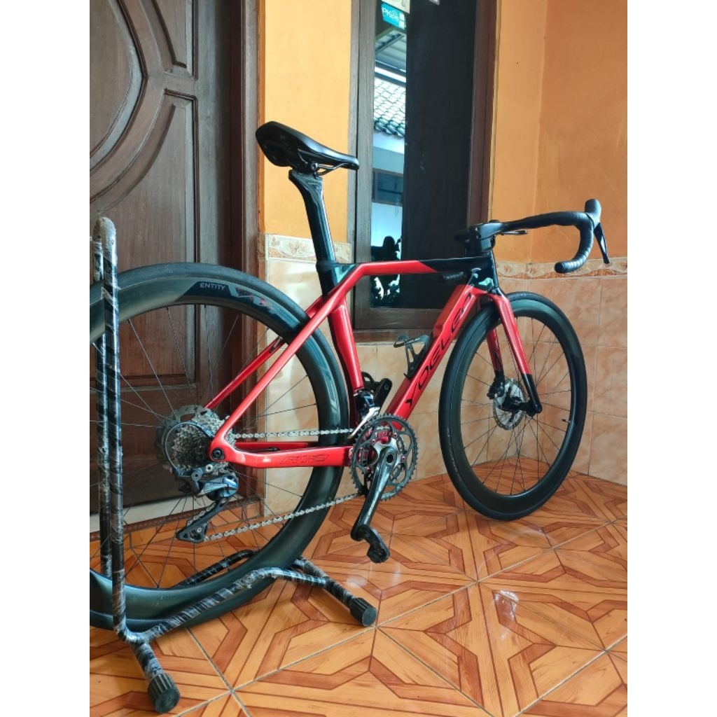 Roadbike yoeleo r12