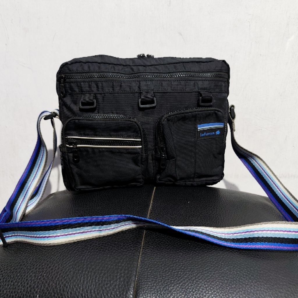 Lafuma sling bag / tas selempang Lafuma hitam
