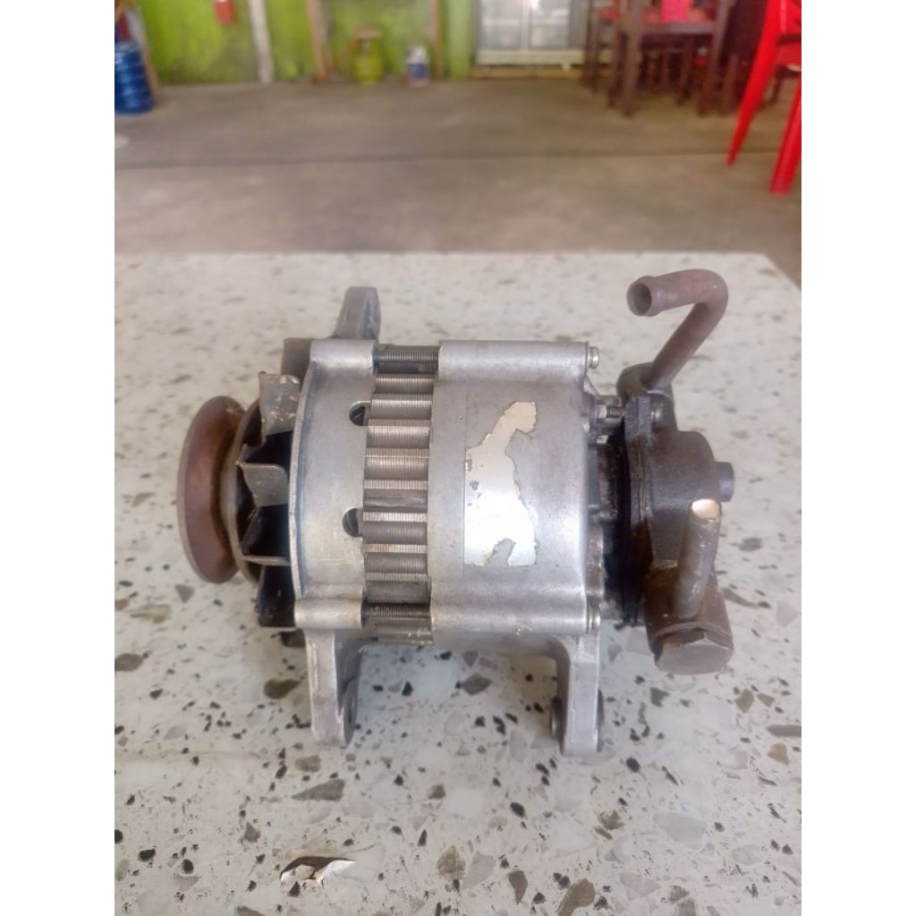 ALTERNATOR/DINAMO CAS ISUZU PANTHER 2,5 COPOTAN ORIGINAL