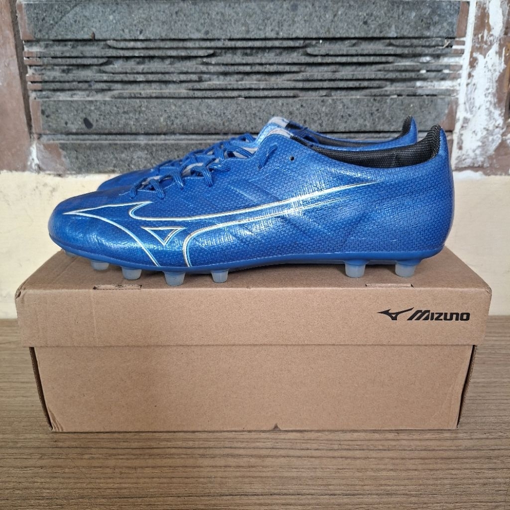 Mizuno Alpha Elite AG