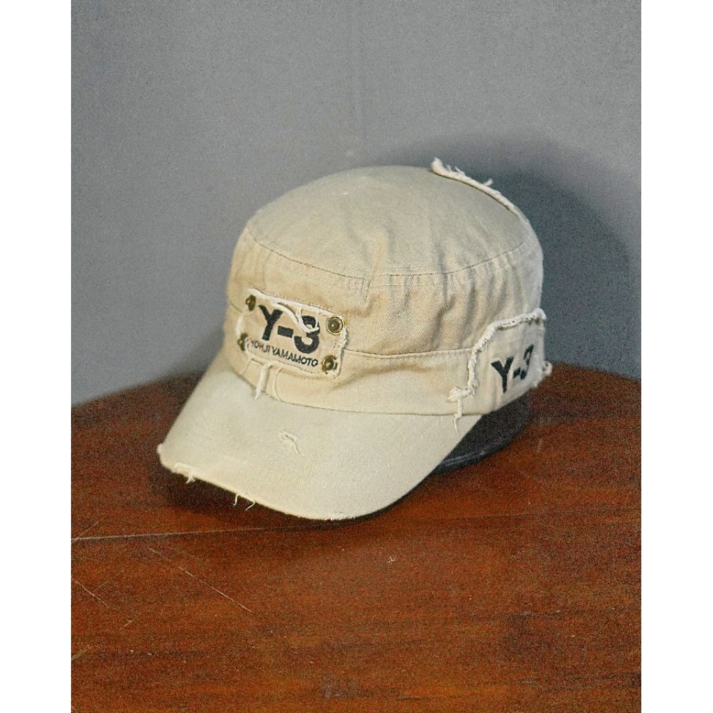 Topi Komando "Y-3 YOHJI YAMAMOTO" Ripped Distressed Coksu | ADIDAS Y3