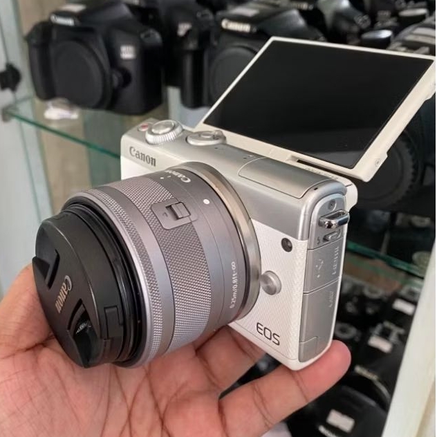Canon M100 second warna putih