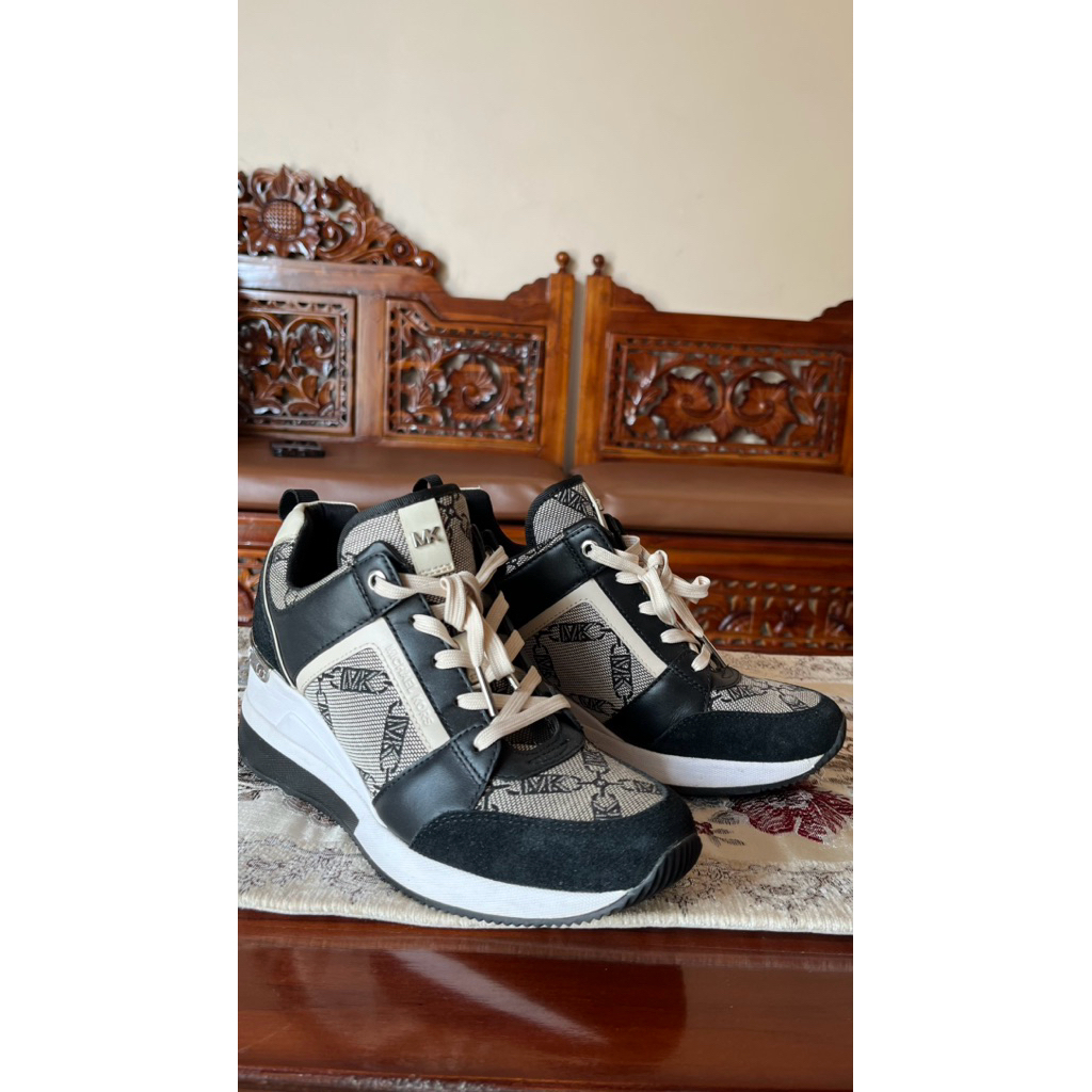 preloved sepatu wedges michael kors