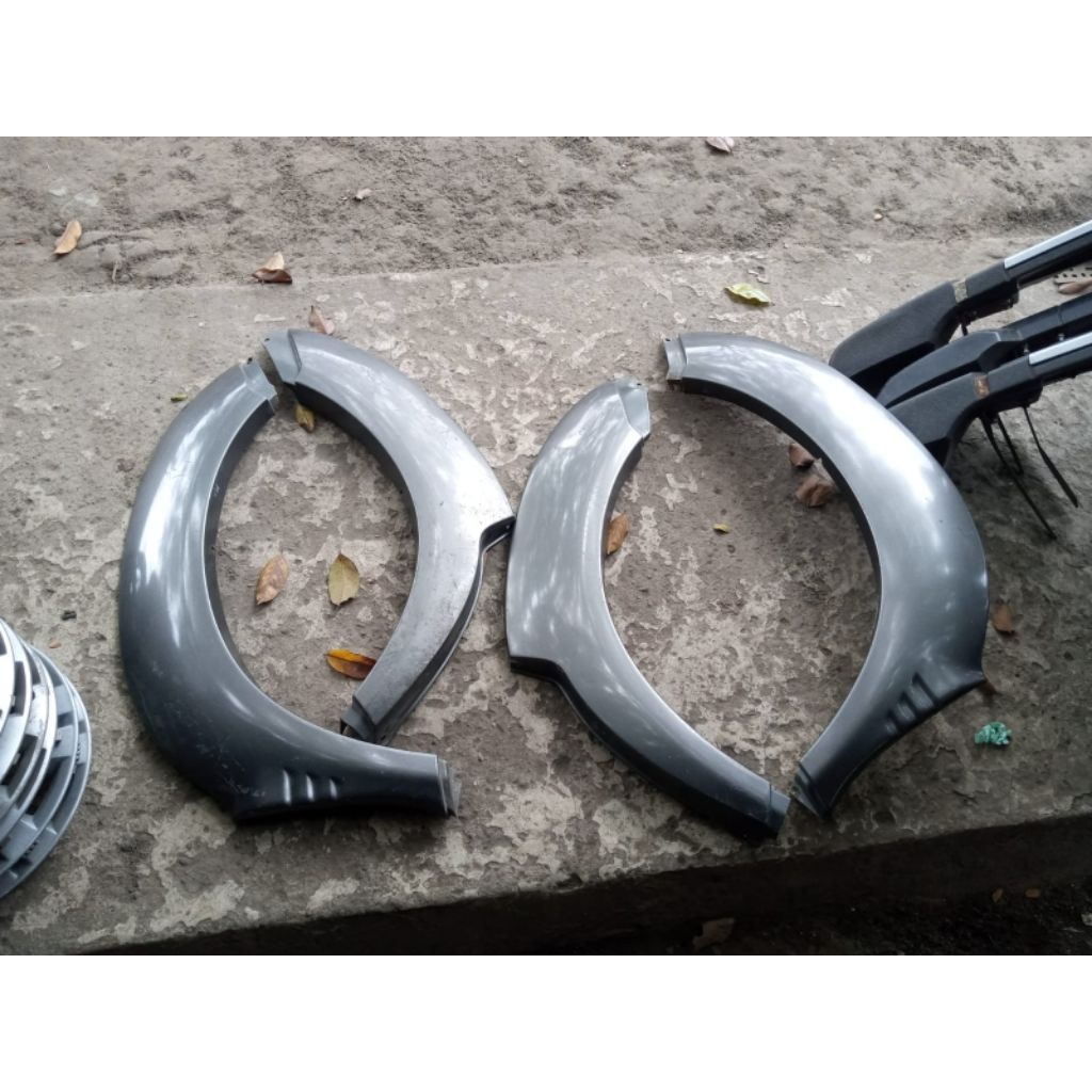 moulding kijang krista