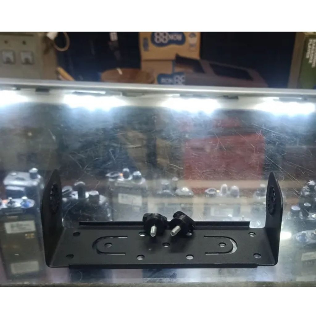 bracket motorola GM 338/xir m3688/gm3688/gm3188