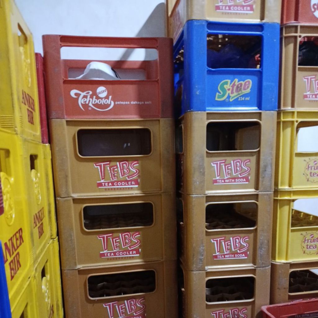 KRAT TEBS MEJA KURSI KRAT