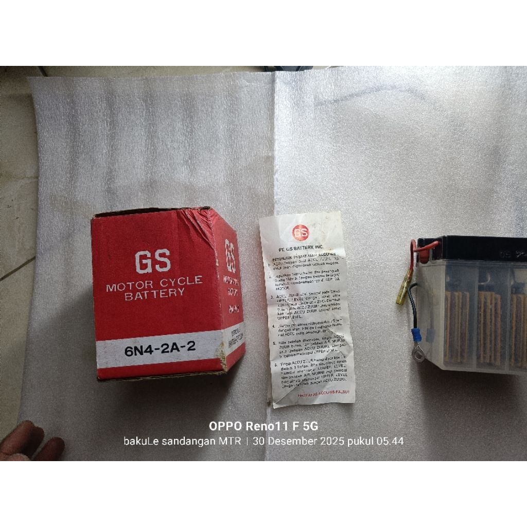 aki accu Honda win 6V original japan 6N4 2A 2