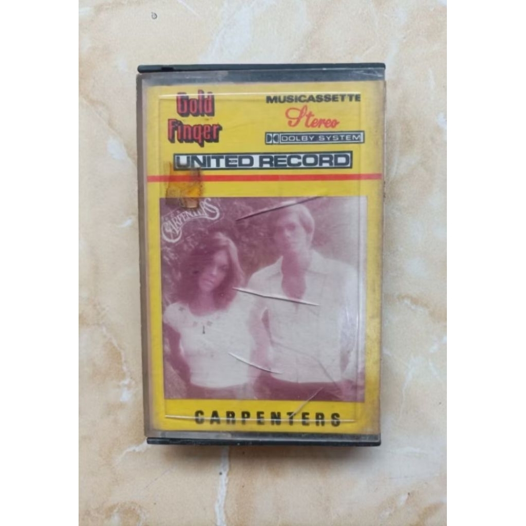 Kaset Pita Gold Finger - Carpenters