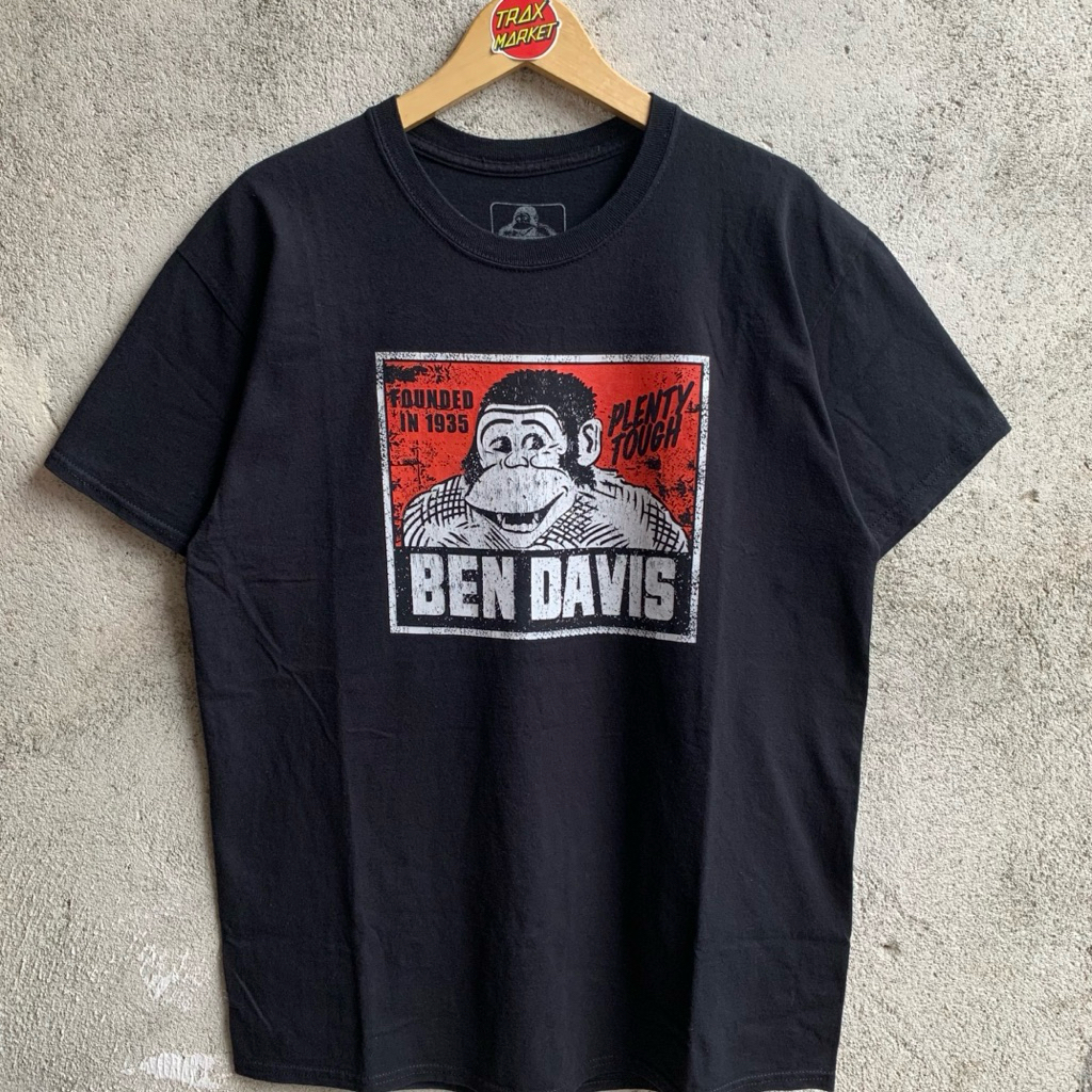 Kaos Ben Davis • Size L • Streetwear Pria Original