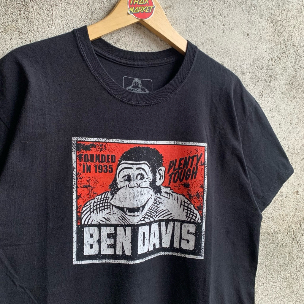 Kaos Ben Davis • Size L • Streetwear Pria Original