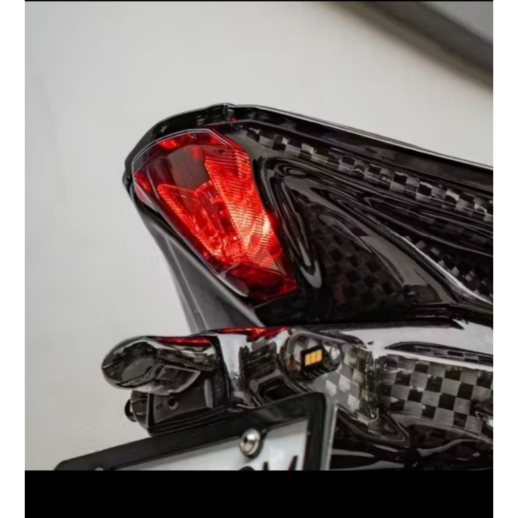 MIKA LAMPU STOP AEROX ALPHA/AEROX TURBO ORIGINAL NEMO mika lampu belakang aerox alpha 2025