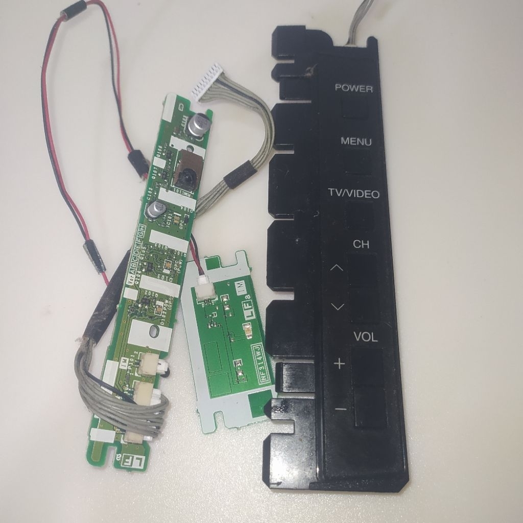 sensor indikator tv Sharp lc 40le700m normal