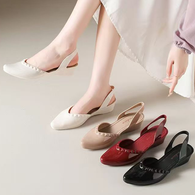 Sepatu Kerja Wanita Glossy  Mewah Kekinian Flat Shoes SendalKaret Jelly Melangkah Collection SandalW